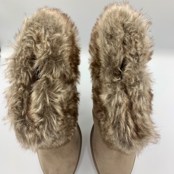 Women’s tan/ beige faux fur trim buckle zippered closure wedge ankle boot boho - Picture 8 of 11